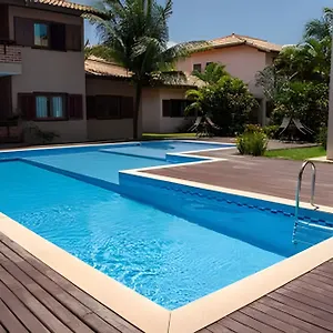  Casa de Férias 450m De Taperapuan; Piscina; 2 Quartos; Wifi 300 Mbs; Churrasqueira; Estacionamento Gratuito 1 Carro